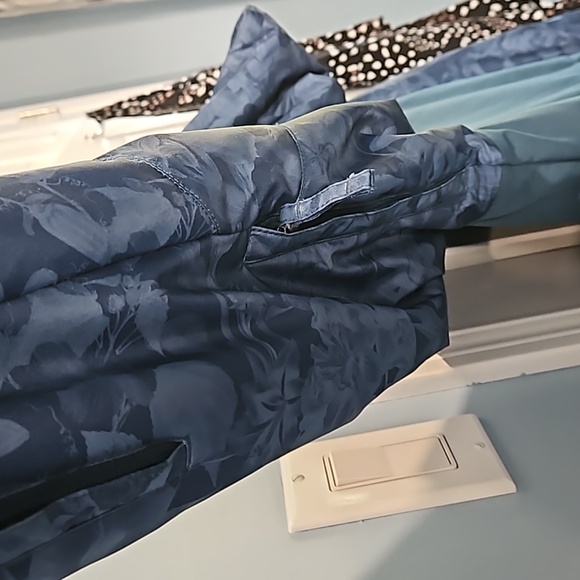 Rip Curl winter jacket color  blue size large - Picture 5 of 10